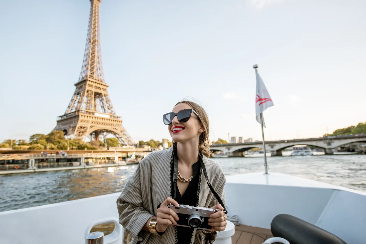 A traveller in Paris — postcard from a real Teamed jurisdiction